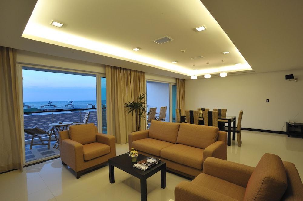 The Palms, Kamala Beach - Sha Extra Plus Exterior foto